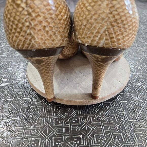 🐢 Cole Haan Carma Air Croc Embossed Pumps Size 9.5  3.25" heel - Picture 7 of 14